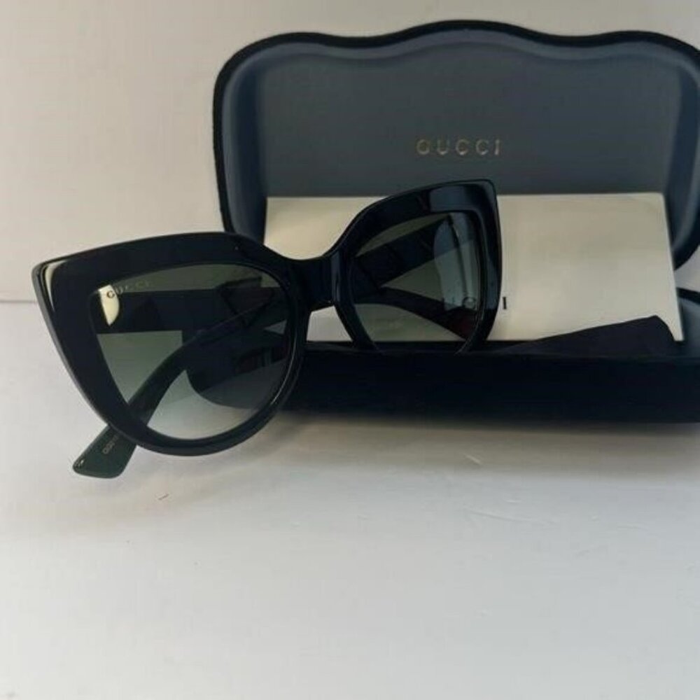 BRAND NEW GUCCI GG0163SN 003 Black Grey Women Sunglasses","description":"AUTHENT - Picture 5 of 12
